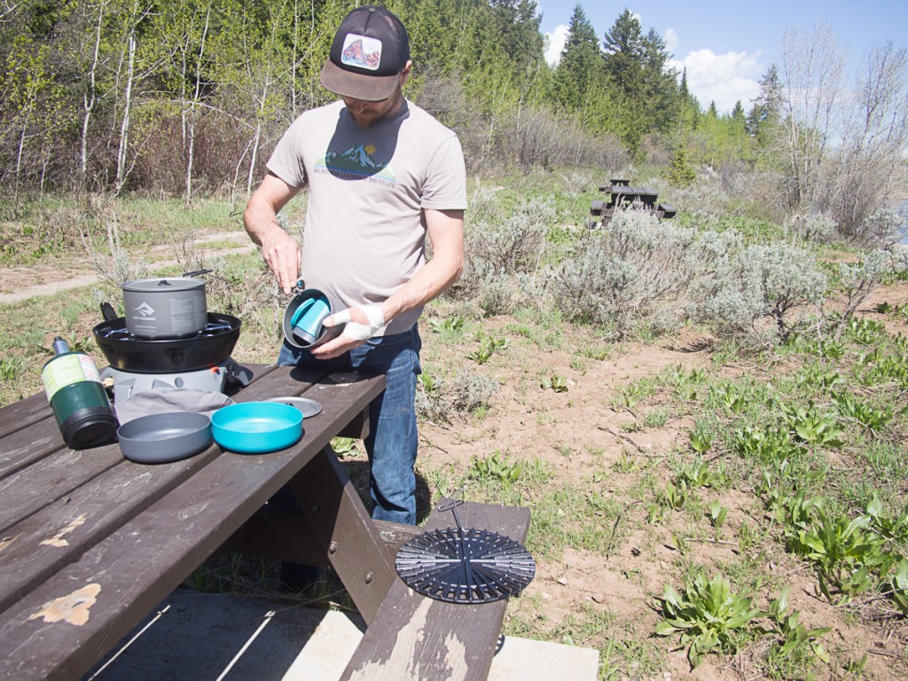 Titelseite -Camping-Ausrüstung Verkaufsgeschäft 297174 30486 XL